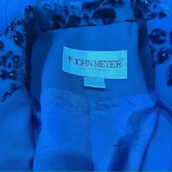 John Meyer of Norwich vintage button front, fitted seaming, shoulder pads jacket - Picture 4 of 10